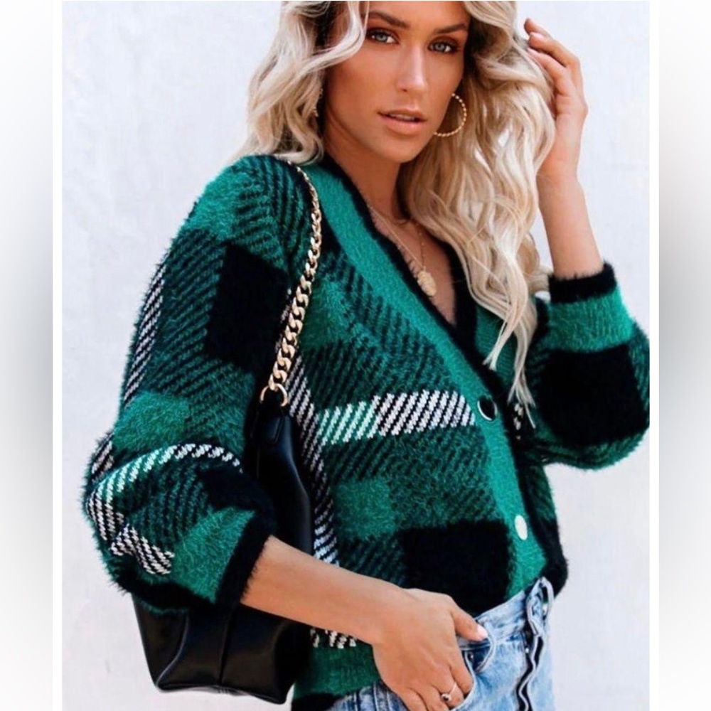 NWT! VICI Collection, English Factory Green Plaid Cardigan